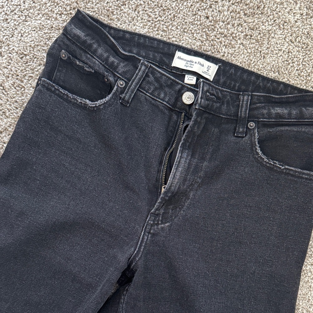 Abercrombie & Fitch the mom High-Rise Jeans Sz 27/4